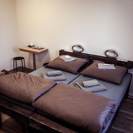 Penzion Vino Hruska Veselí nad Moravou Kamer foto