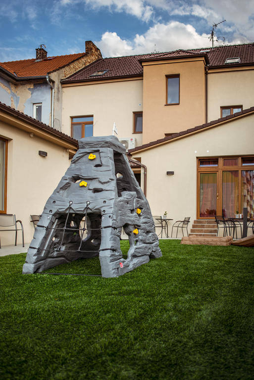 Penzion Vino Hruska Veselí nad Moravou Buitenkant foto
